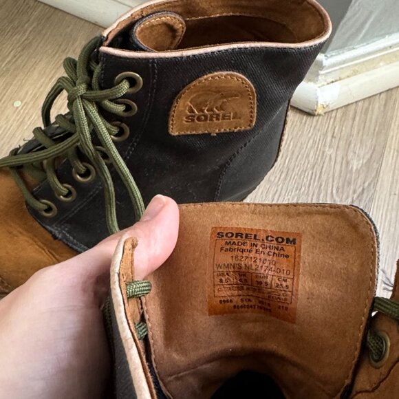 Classic Sorel Wedge Booties - Size 8.5 - Picture 5 of 6